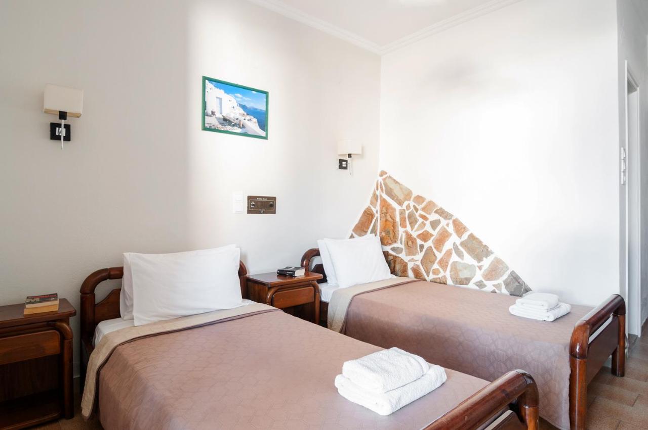 Holiday Beach Resort Santorini Перисса Экстерьер фото