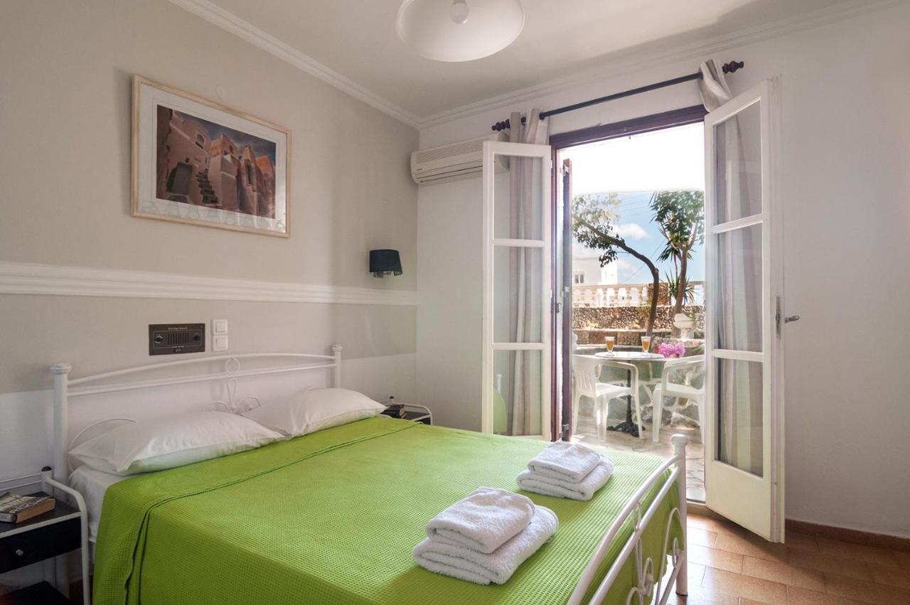 Holiday Beach Resort Santorini Перисса Экстерьер фото